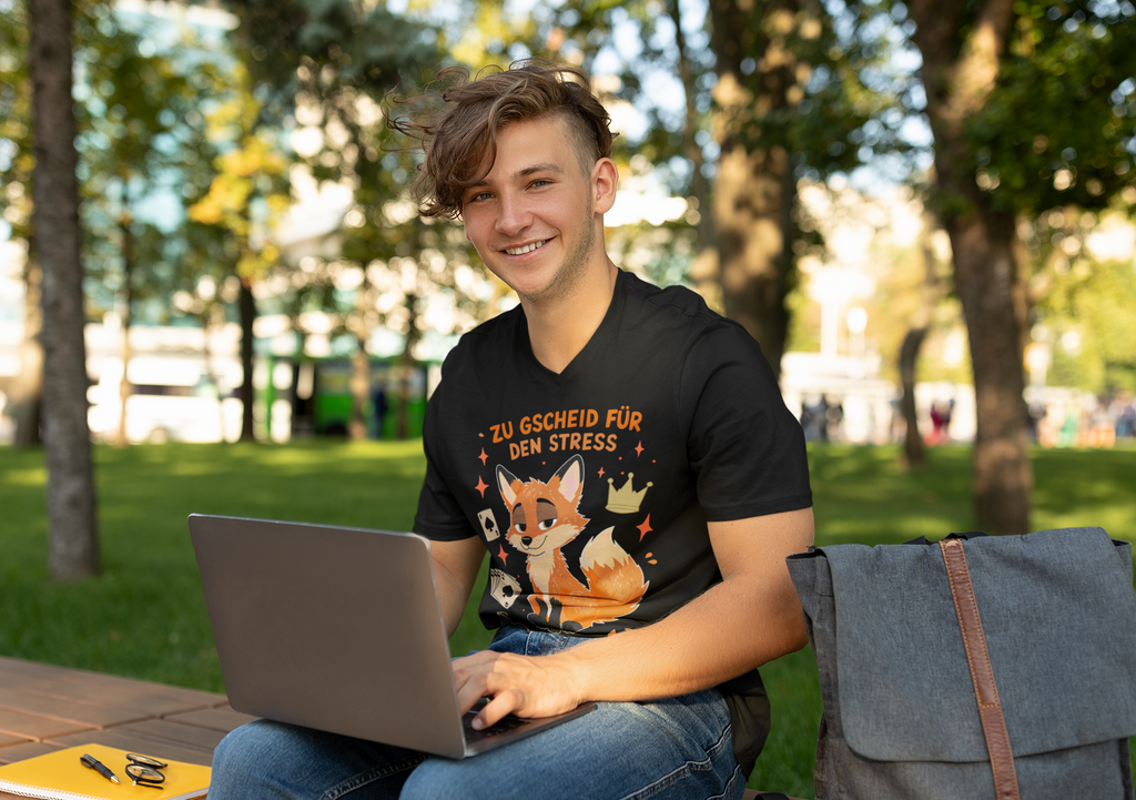 Zu gscheid für den Stress - Fuchs | T-Shirt Herren V-Ausschnitt