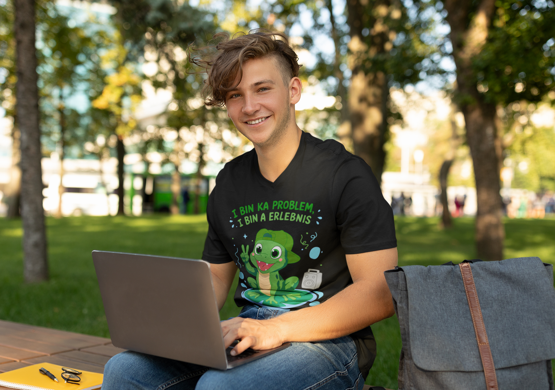 Erlebnisfrosch | T-Shirt Herren V-Ausschnitt