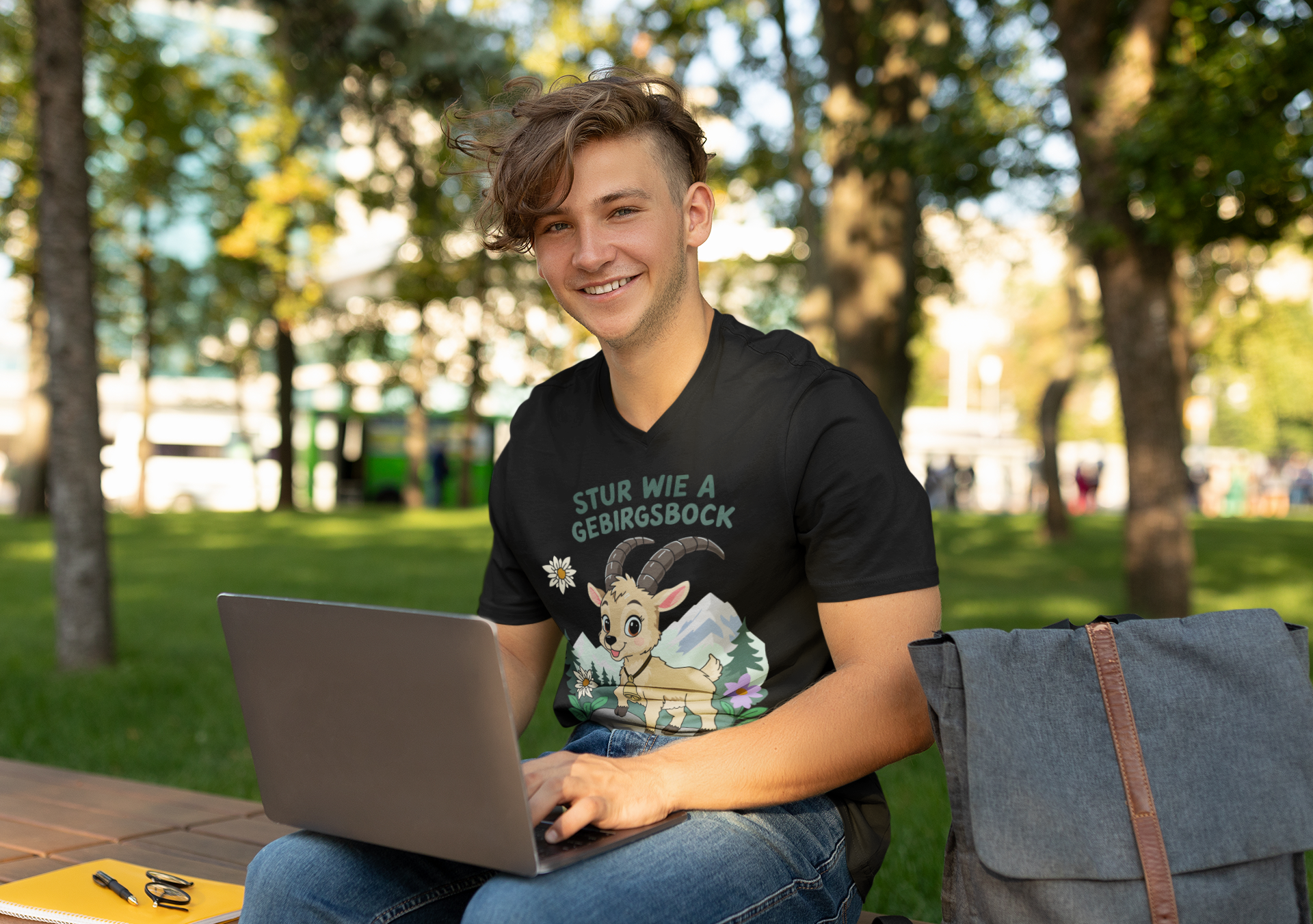 Stur wie a Gebirgsbock | T-Shirt Herren V-Ausschnitt