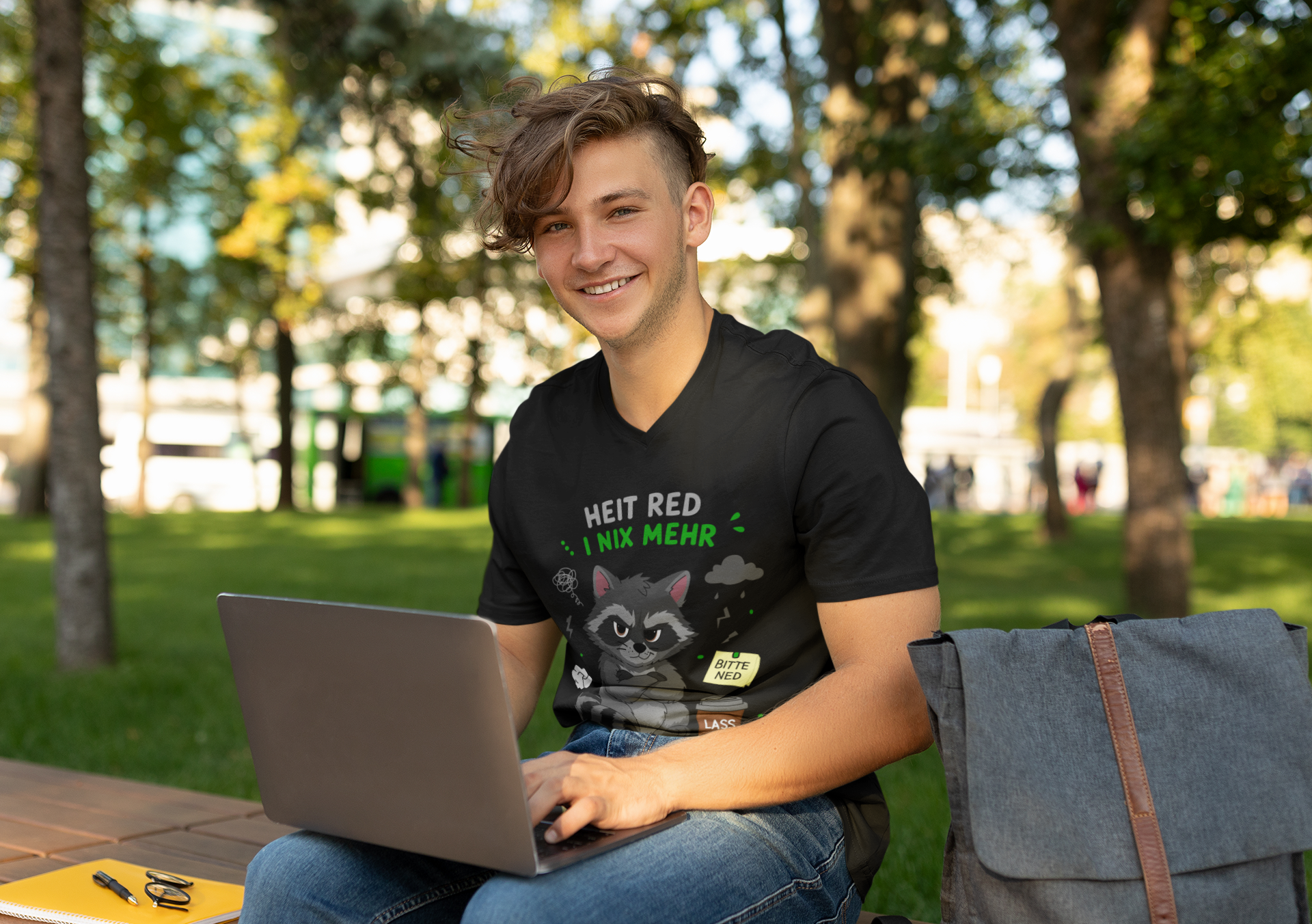 Heit red i nix mehr - Wachbär | T-Shirt Herren V-Ausschnitt
